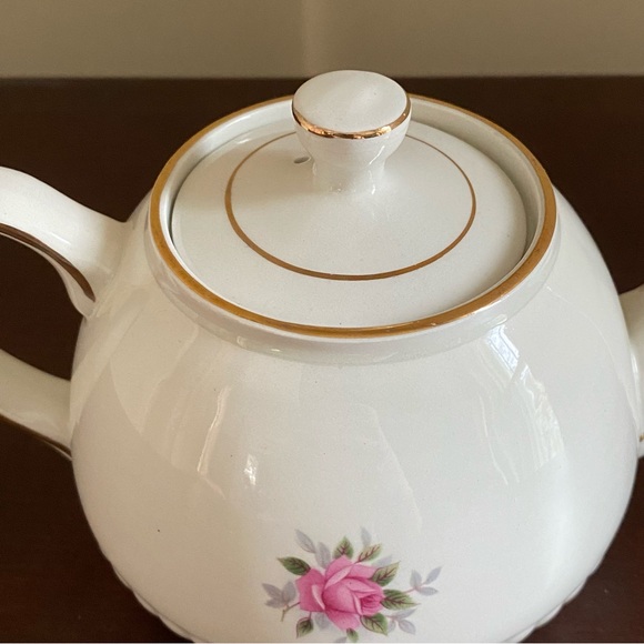 ✨HP✨Vintage Ellgreave English Ironstone Teapot by Wood & Sons Ltd. NWOT - Picture 4 of 9